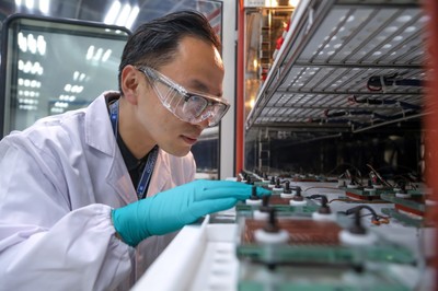 新材料與黑科技驅(qū)動(dòng) 通用汽車如何加速電池與車身技術(shù)革新